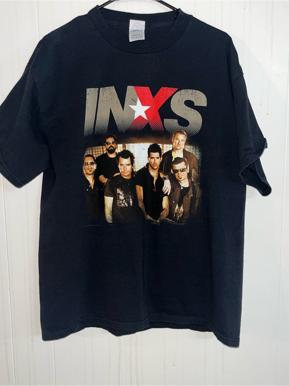 Black Graphic Band Tee - Short Sleeve Fan Shirt